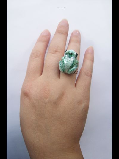 Кольцо-талисман с изумрудом &quot;Исполняющая желания, Древняя Лягушка&quot;