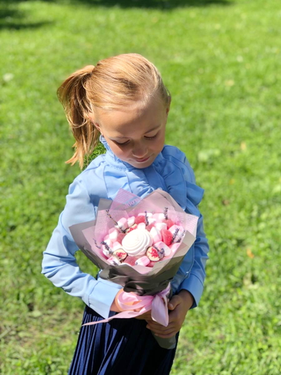 Букет из конфет на 1 сентября "Первоклашка"