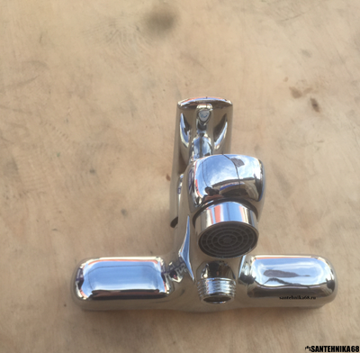 Смеситель для ванны с душем литой Frud R32105