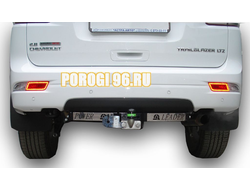 Фаркоп с нержавеющей пластиной Лидер-Плюс для Chevrolet TrailBlazer 2013-2016