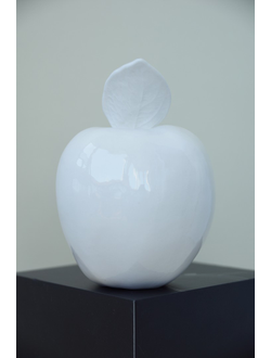 Яблоко (фарфор)