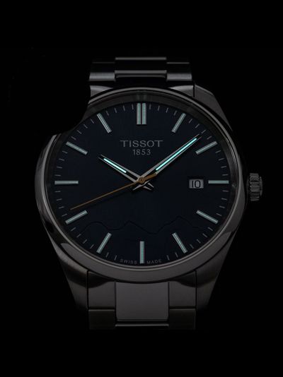 Швейцарские часы Tissot T150.410.11.041.02