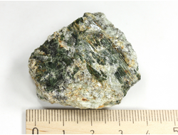 Актинолит, Россия, Кыштымское м-е, Южный урал (37*34*21 мм, 40 г) №29319