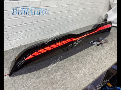 Спойлер верхний Toyota Land Cruiser 200 с подсветкой LED