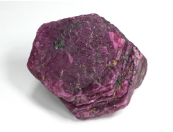 Корунд красный (рубин), кристалл, Мьянма (42*41*34 мм, 108 г) №28658