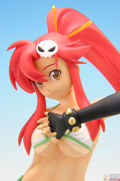 Фигурка 1/8 Ёко Литтнер (Yoko Littner Swimsuit Ver. Limited Special Color Edition)