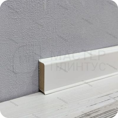 Напольный плинтус с мягким краем Dollken cubu flex life, высота 40 мм. толщина 11 мм. цвет белый