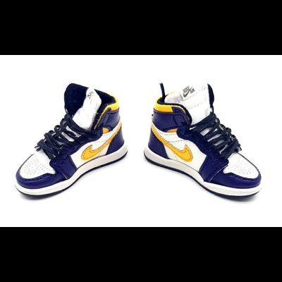 Кеды желтые 1/6 (OS06B) ONESIX-VERSE TOYS