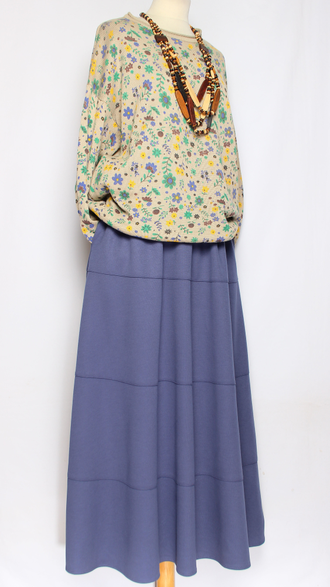 Джемпер  "МЕЛКИЕ ЦВЕТОЧКИ" бежевый до р.52