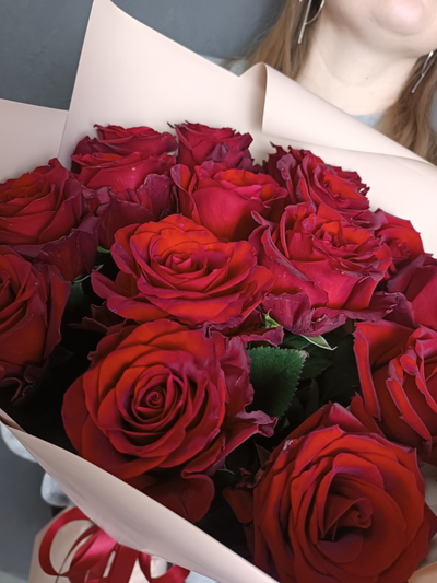 Монобукет Роза Эквадор "Эксплорер" 15шт 70см