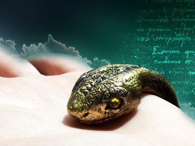 Золотая змейка. Браслет в виде змеи из полимерной глины