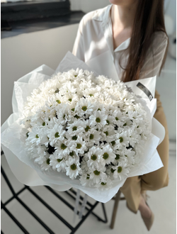 БУКЕТ ИЗ 25 КУСТОВЫХ ХРИЗАНТЕМ