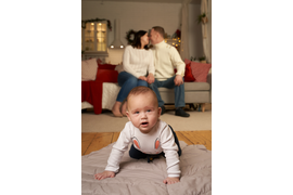 Новогодняя семейная фотосессия в студии Кострома