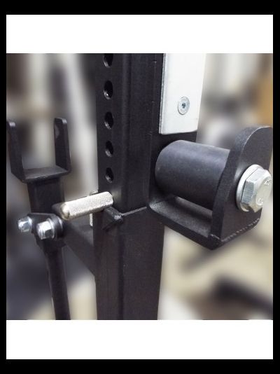 Стойка для пауэрлифтинга с жимовой скамьей AV131/80