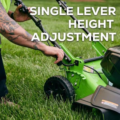 Аккумуляторная газонокосилка Greenworks GC82HPLM51