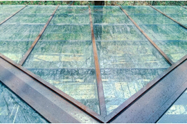 Стеклянные навесы и козырьки