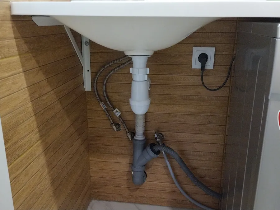 Установка сифона