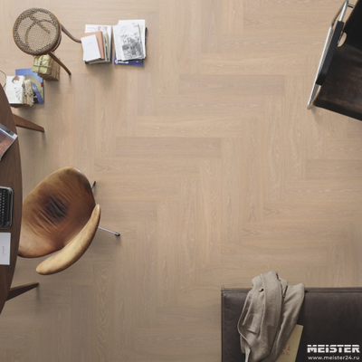 Паркетная доска PS 500 Meister Дуб гармония Сливочно-белый 8815 в интерьере