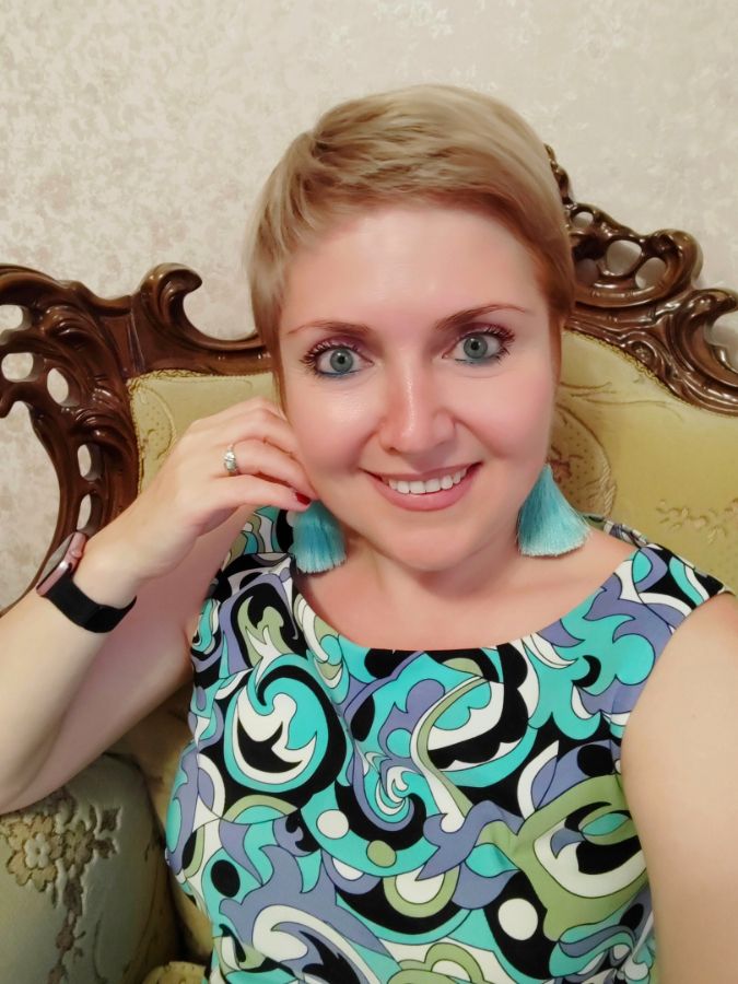 Гребенщикова Юлия Игоревна  Психолог, сексолог, супервизор.