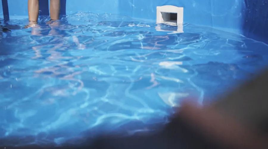 Бассейн "Баргузин" установлен на поверхности без бетонных работ, приобретен заказчиком в базовой комплектации и собран самостоятельно. 