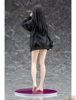 Фигурка 1/7 Такина Иноуэ (Takina Inoue Oversized Sweatshirt Ver.)