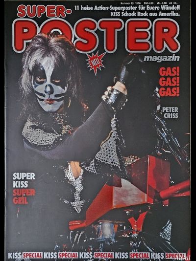 Kiss Super Poster Magazine Ace Frehley, Paul Stanley, Peter Criss, Gene Simmons Inside