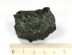 Эгирин зеленый, Россия, Мурманская обл., Ловозерский район (45*34*30 мм, 20 г) №26779