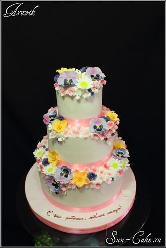 Торт с Цветами, на день рождения или свадьбу. 12 кг.