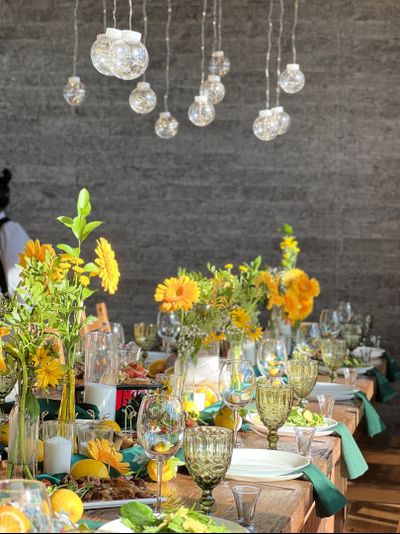 Декор длинного стола "Сочный лимон"