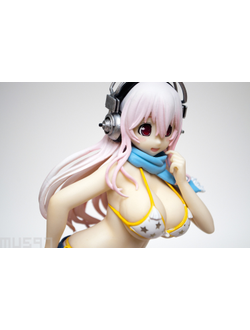 Фигурка Сонико (Sonico Winter ver.)