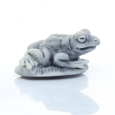 МАГНИТ ЛЯГУШКА НА ЛИСТЕ МАЛЕНЬКАЯ.ОПТ