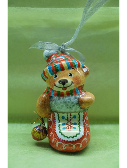 Медведь в валенке