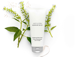 ARTISTRY SIGNATURE SELECT™ Питательный выравнивающий крем для тела, придающий сияние, 192мл. Снят с продажи!