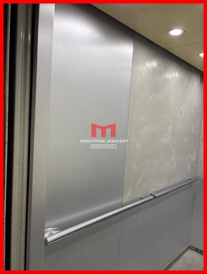 Оклейка плёнкой лифтовой кабины