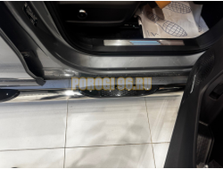 Пороги труба с проступью Папа Тюнинг d76 для JAECOO J8 2024-