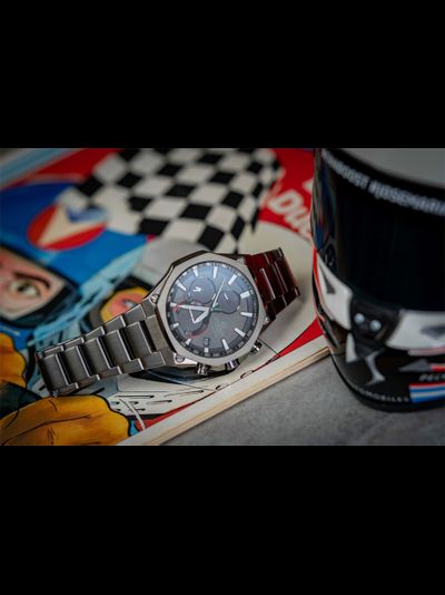 Часы Casio Edifice EQB-1100DC-1A