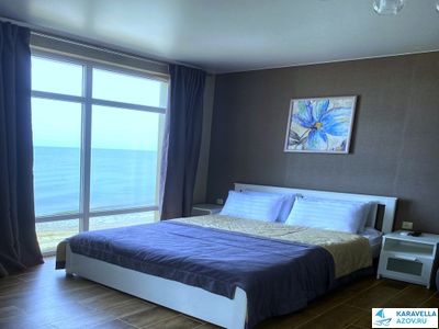 Зеленый холм  Green Hill - 2-комнатные апартаменты с видом на море (первая линия)