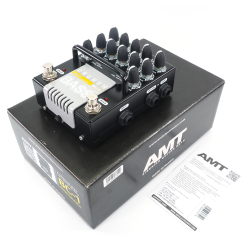 AMT Bass Crunch BC-1 - двухканальный JFET-предусилитель для бас гитары [без БП]