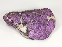 Пурпурит с белыми прожилками, коллекционный образец, Намибия (51*33*20 мм, 33 г) №37557