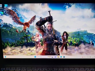 ASUS ZenBook 15 OLED UM3504DA-MA305 ( 15.6 OLED 120Гц Ryzen 7 7735U AMD Radeon 680M 16Gb SSD 1Tb )