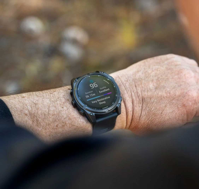Часы Garmin Fenix 8 —51mm Solar Sapphire Carbon Gray DLC Titanium Black / Pebble Gray