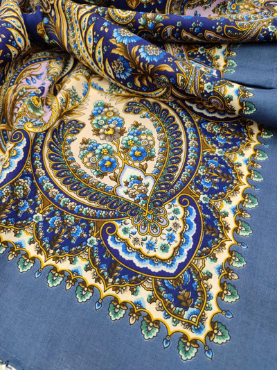 Павловопосадский платок Золотое сердце 2022-1