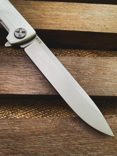 Складной нож Single EVO. Клинок ДОЛ, сталь AUS10, рукоять G10, цвет белый