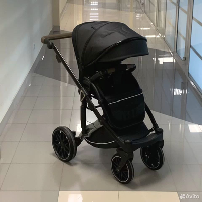 Детская коляска 3 в 1 Luxmom F2 Черный (Экокожа)