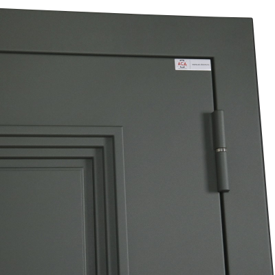 Стальная дверь   Цаворит (терморазрыв 3к). Заказная модель.