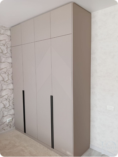 Шкаф для спальни Melted milk