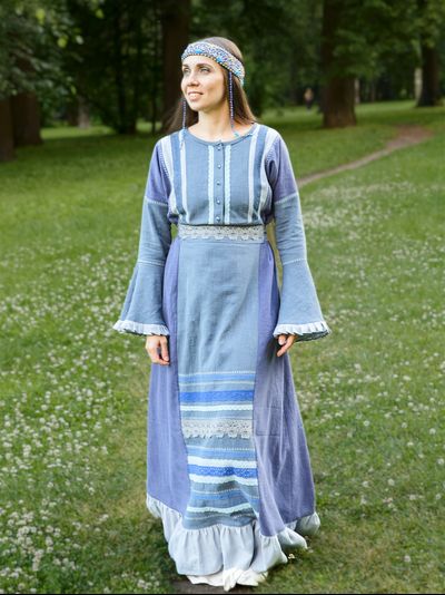 Платье &quot;Лебёдушка&quot; крапива