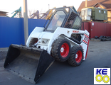 Стекла для мини-погрузчиков Bobcat 751, 753