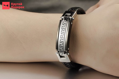 Кожаный мужской браслет со вставкой Nikias in Black