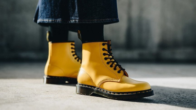 Dr martens dama yellow hotsell